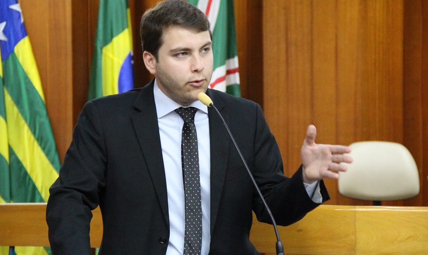  Câmara Municipal de Goiânia aprova a distribuição de medicamentos à base de cannabis