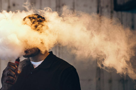 Qual a diferença entre vaporizar e fumar?