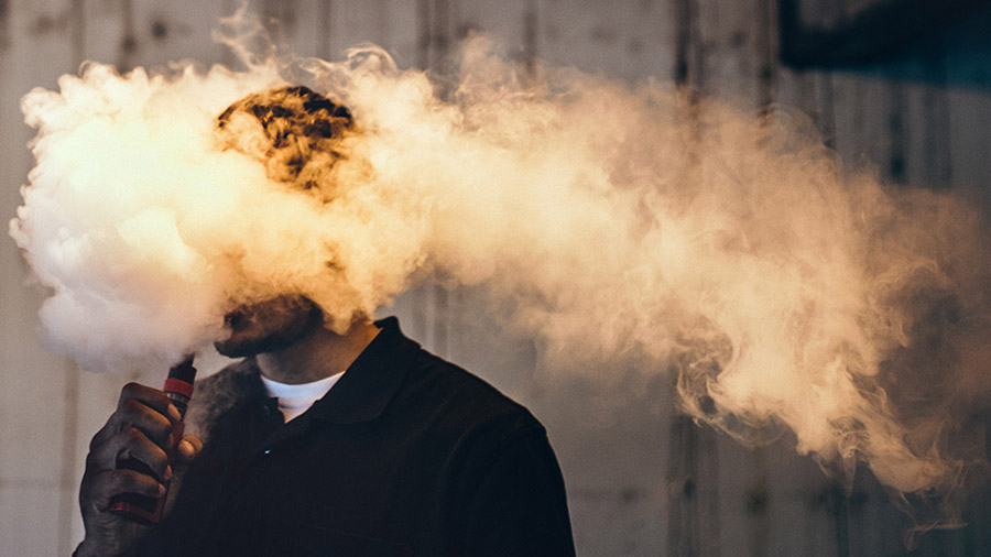 Vaporizar ou fumar cannabis: qual é a diferença?