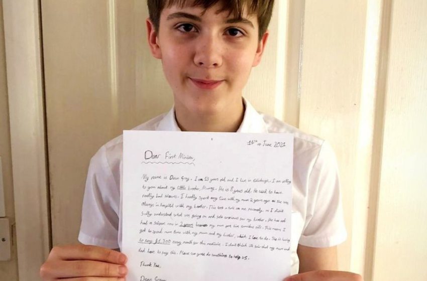  Primeira ministra da Escócia rejeita carta de criança que pedia o óleo de cannabis para o irmão