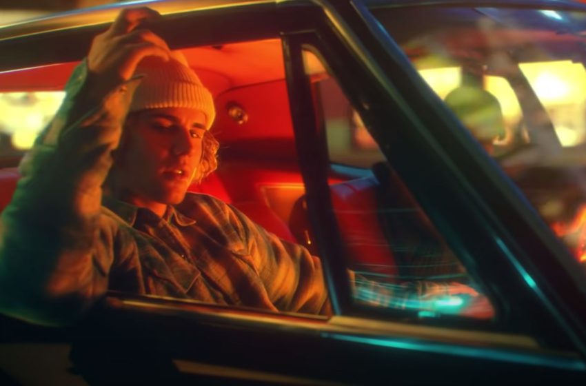 Justin Bieber lança nova linha de cannabis com o objetivo de normalizar a erva