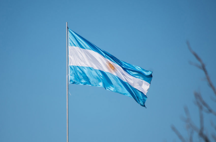  Argentina autoriza o cultivo de cannabis por ONGs 