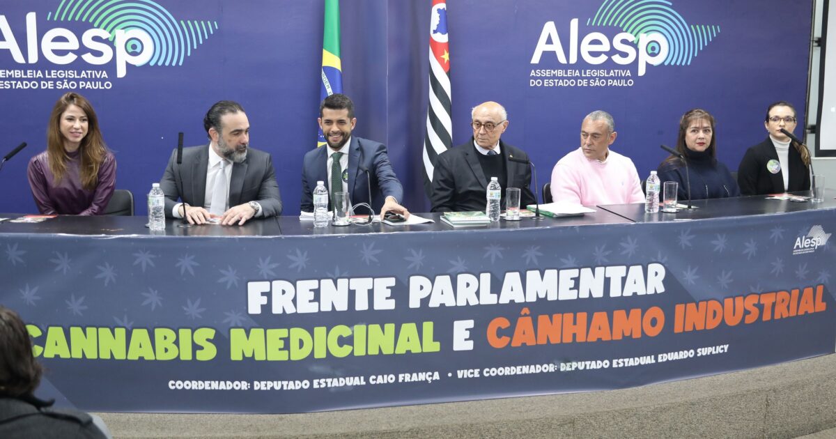 Frente Parlamentar da Cannabis é relançada na Alesp