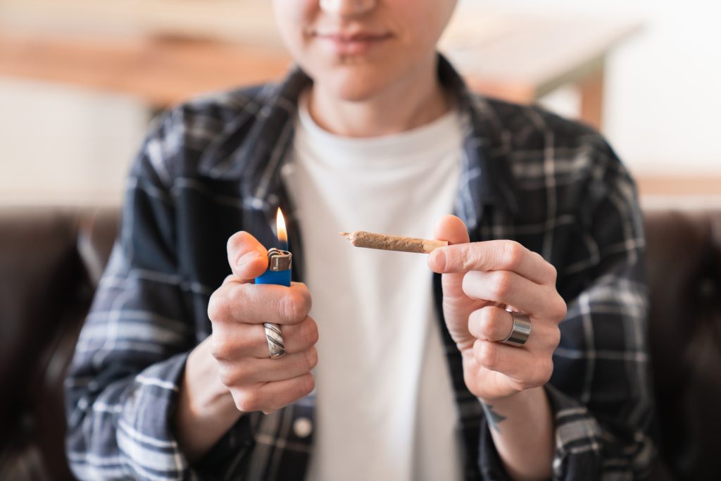 A maconha é perigosa para adolescentes A maconha é perigosa para adolescentes