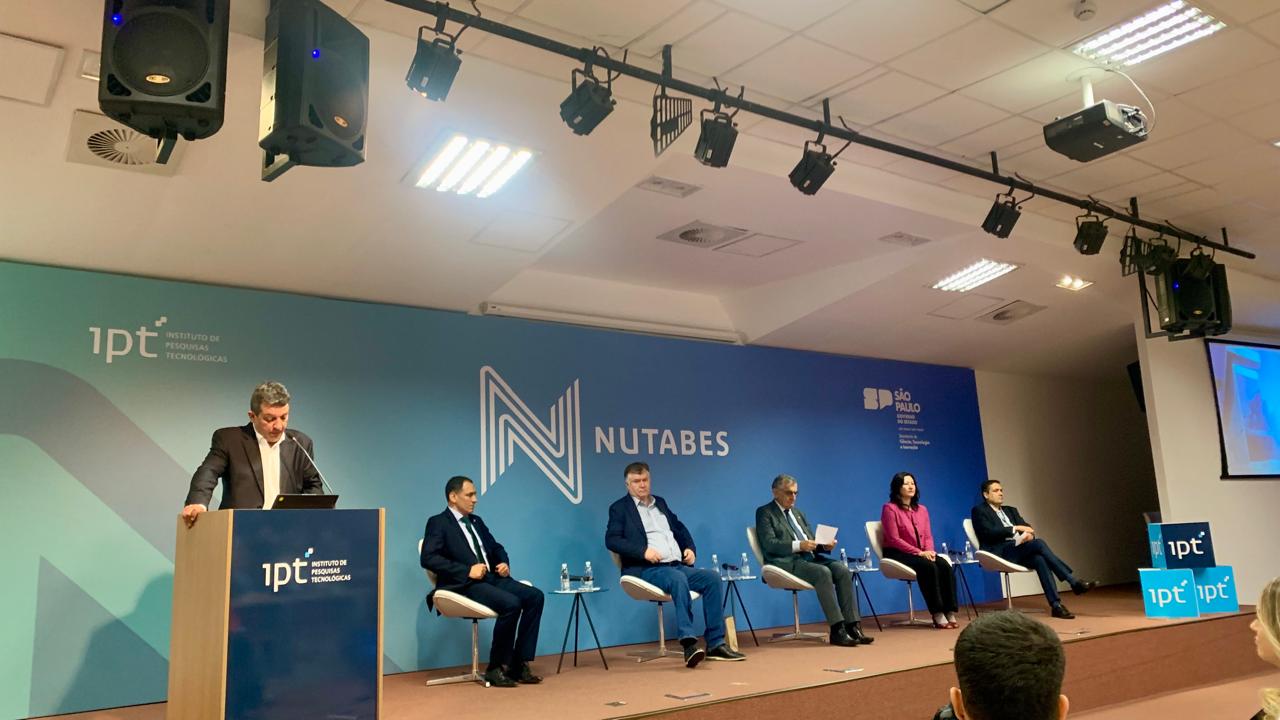 Núcleo busca atuar na padronização da cannabis no Brasil Núcleo busca atuar na padronização da cannabis no Brasil