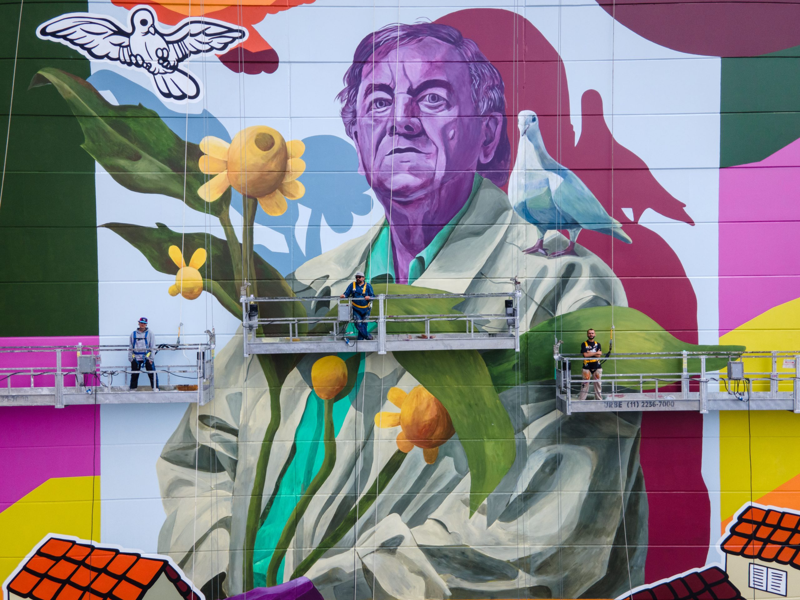 Retrato de Padre Ticão marca novo CEU na Zona Leste