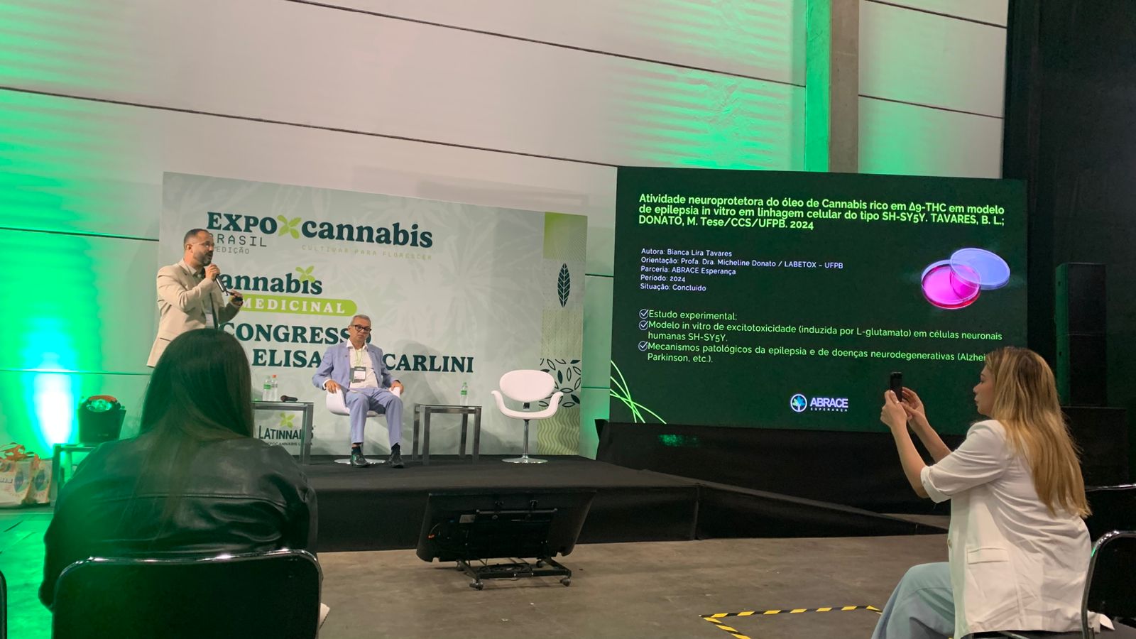 'As associações abriram as portas para a cannabis nas universidades' 'As associações abriram as portas para a cannabis nas universidades'