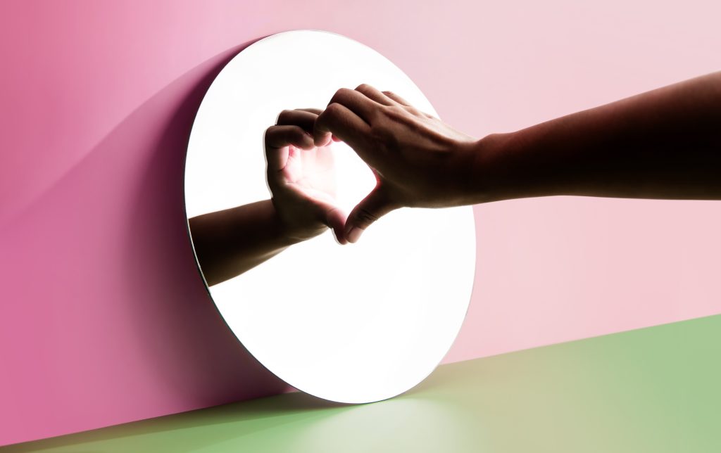 Ouvir o corpo é a melhor forma de amor-próprio Ouvir o corpo é a melhor forma de amor-próprio