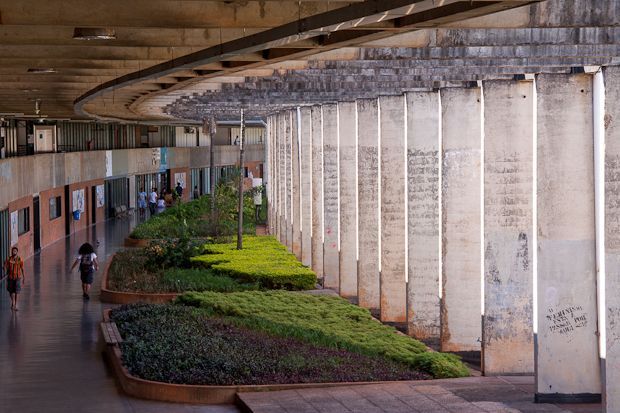 Universidade de Brasília Universidade de Brasília
