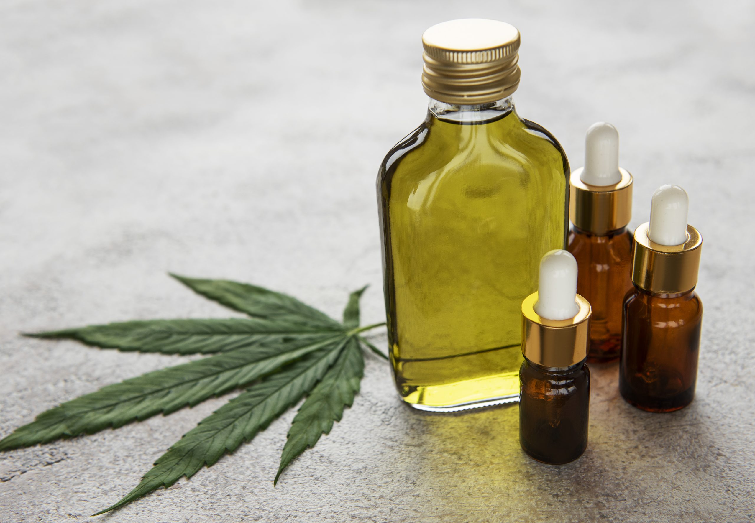 frasco com óleo de cbd frasco com óleo de cbd
