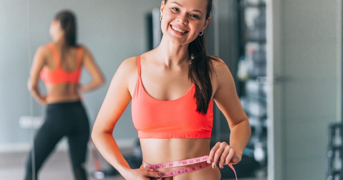 Saiba como perder a barriga de forma saudável com dieta, treino e Tirzepatida