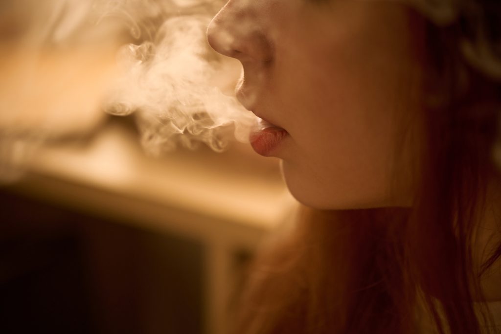 Menos adolescentes usam maconha nos EUA