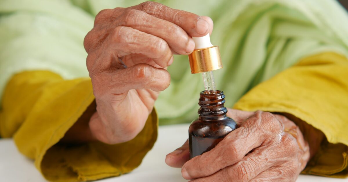 Tudo o que você precisa saber sobre CBD para idoso