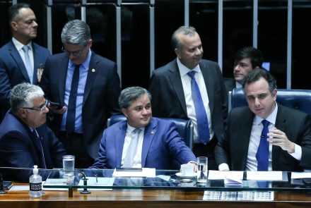 Senado aprova PEC que criminaliza o porte de drogas
Foto: Lula Marques/ Agência Brasil