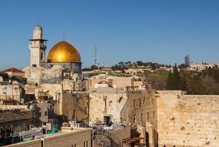 view-wailing-wall-old-city-jerusalem-1-scaled-1.jpg